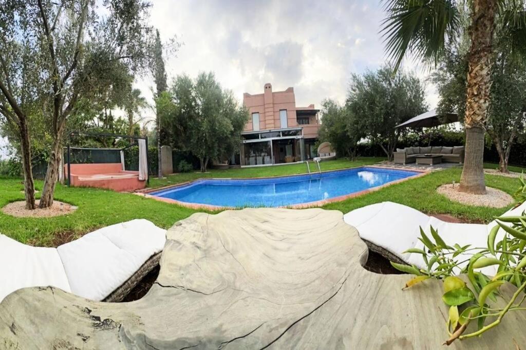 Waky Club Large Luxury Villa Marrakesh Bagian luar foto